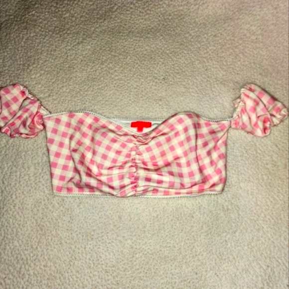 Dolls Kill Tops - NWT Dolls Kill Pink And White Plaid Sexy Peasants Style Crop Top 😍